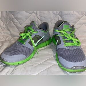 Nike Free Run 3 3.0 Women's Gray Neon Green Athletic Shoes 510643-031 Size 9